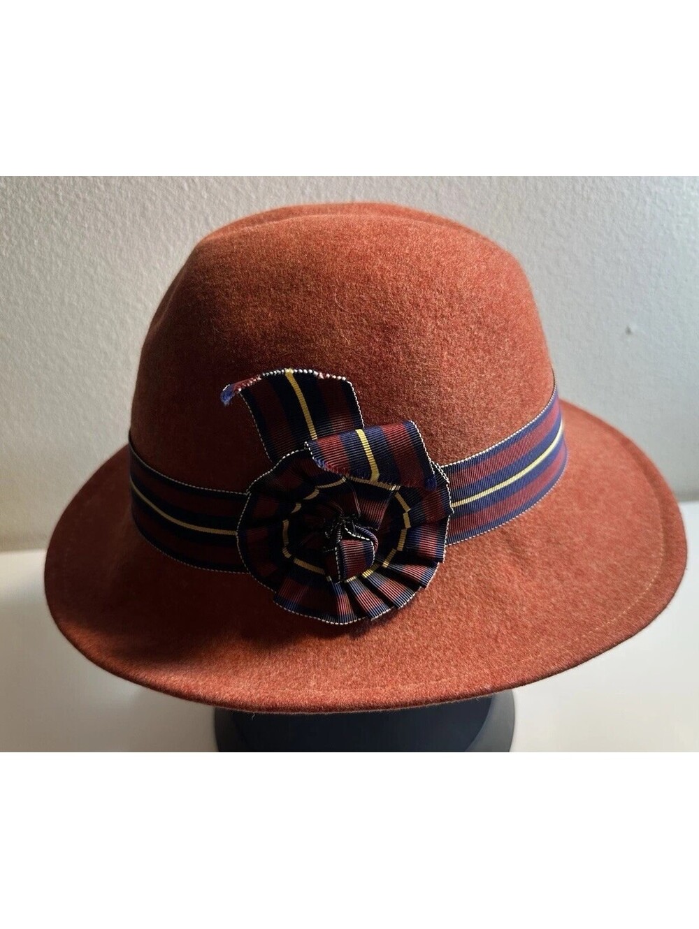 Vintage Chelton Cloche Hat Adult Red Orange Ladies 100% Wool